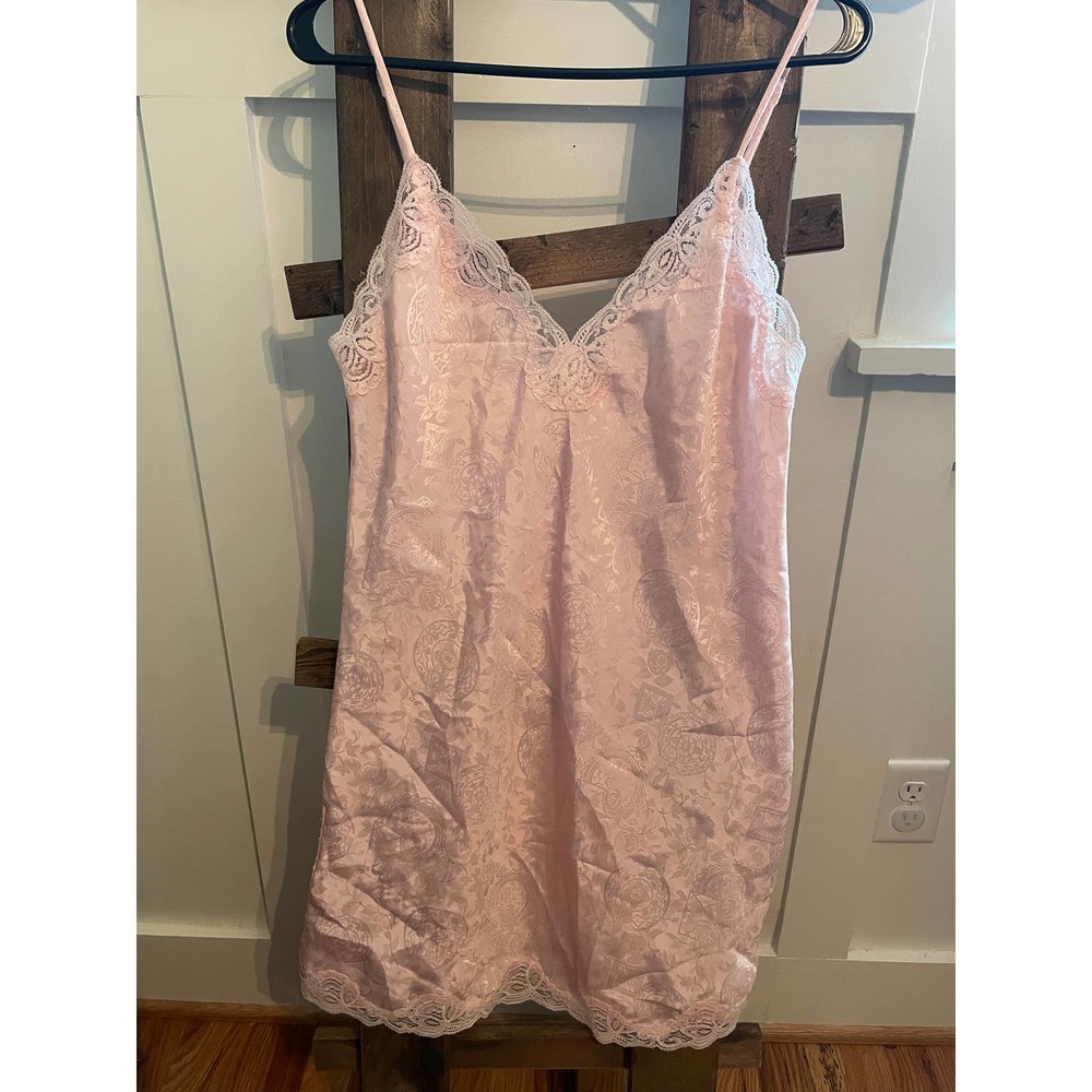 Vintage Victoria's Secret Nightie/Nightgown. Gold Label. Baby Pink. Size Medium